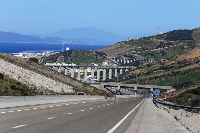 القصر الصغير- ميناء طنجة المتوسط