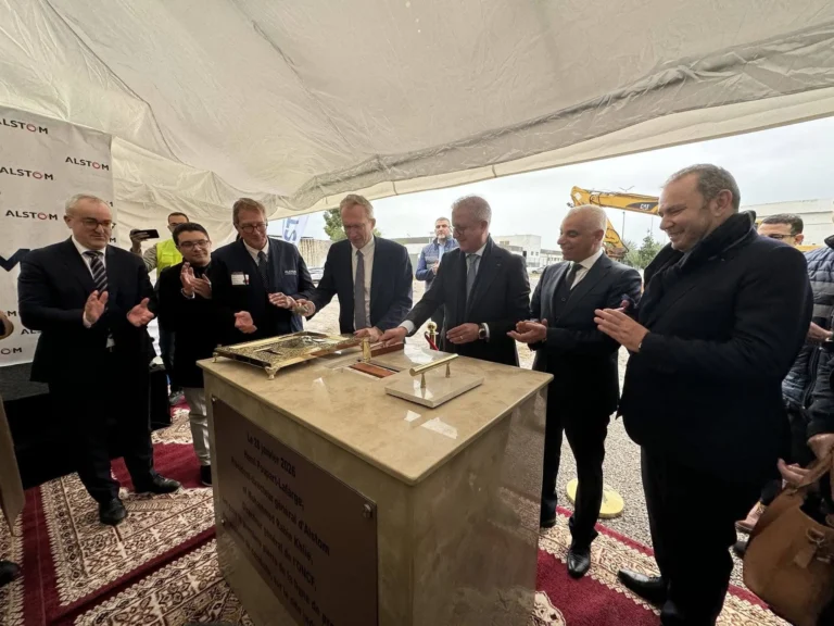 ألستوم تعزز أنشطتها الصناعية بالمغرب بإحداث أول خط إنتاج عالمي لمنصات قيادة القطارات